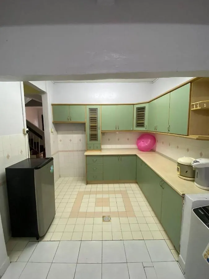 Kota Damansara Homestay Petaling Jaya Malaysia