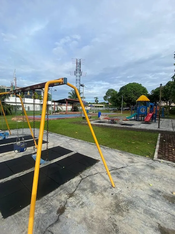 Kota Damansara Homestay Petaling Jaya 0*,  Malaysia